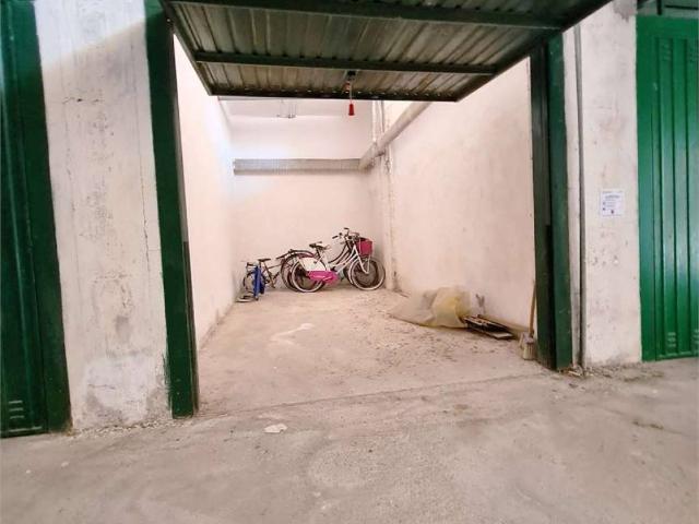 Box in vendita a San Bartolomeo Al Mare, Liguria