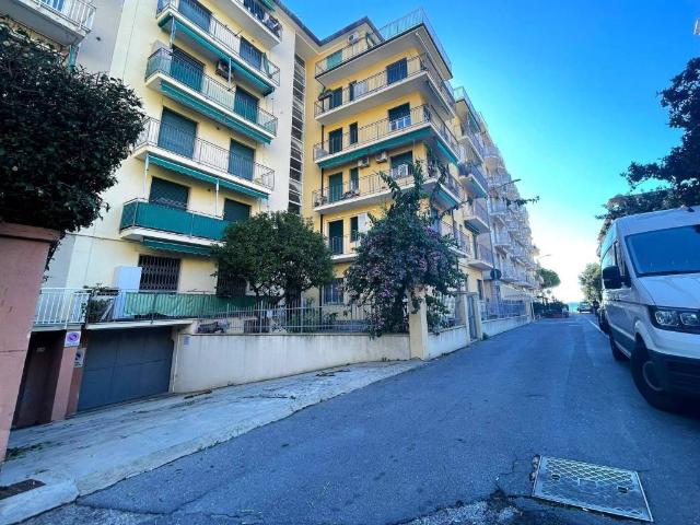 Box in vendita a San Bartolomeo Al Mare, Liguria