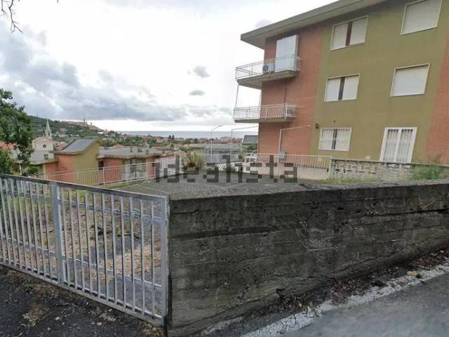 Box in vendita a San Bartolomeo Al Mare, Liguria
