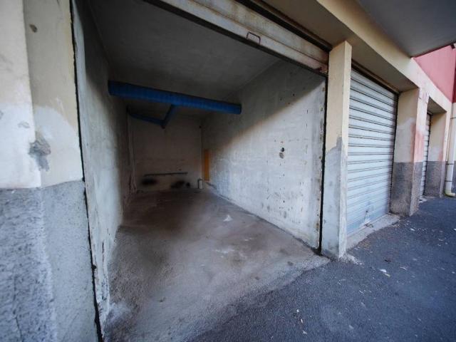 Box in vendita a Trappeto, San Giovanni La Punta