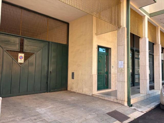 Box in vendita a Puglia, Brindisi