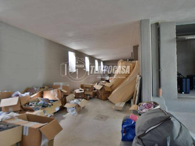 Box in vendita a Settempeda, Marche