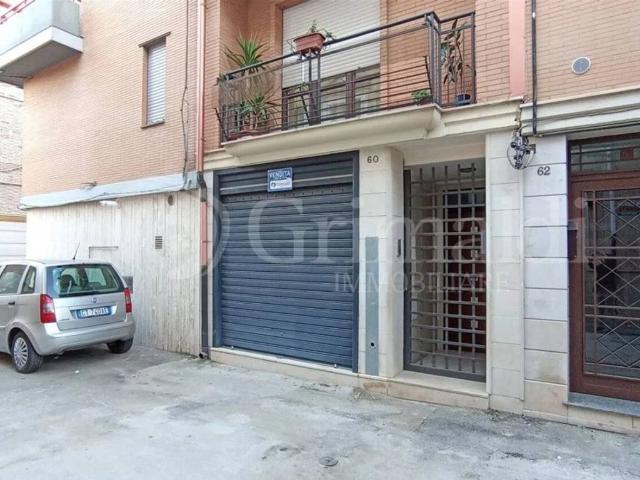 Box in vendita a Puglia, Foggia