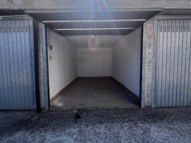 Box in vendita a San Zenone Al Lambro, Lombardia