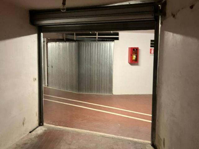 Box in vendita a San Remo, Liguria