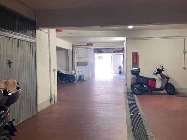 Box in vendita a San Lorenzo della Costa, San Lorenzo Della Costa