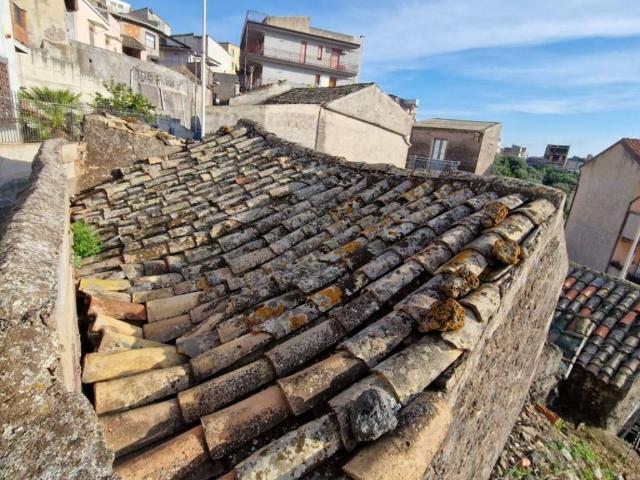 Box in vendita a Santa Maria Di Licodia, Sicilia