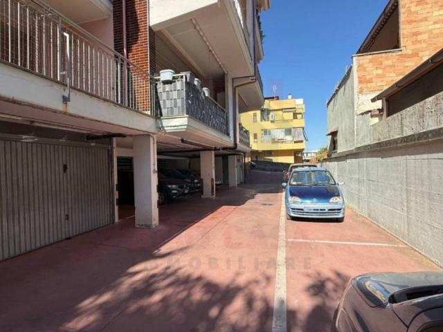 Box in vendita a Elcetina, Santa Marinella