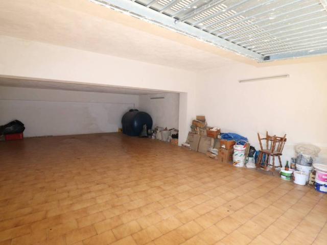 Box in vendita a Badia, Santa Venerina