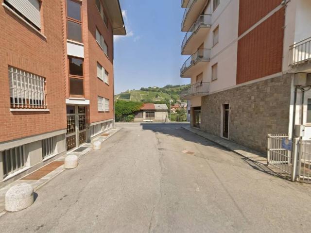 Box in vendita a Santo Stefano Belbo, Cuneo