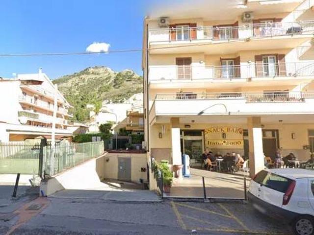 Box in vendita a Sarno, Campania