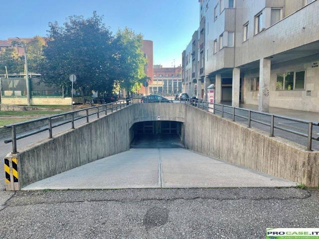Box in vendita a Volta-Prealpi, Saronno