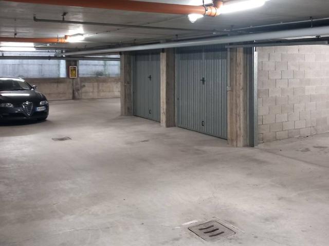 Box in vendita a Villaggio Matteotti, Saronno