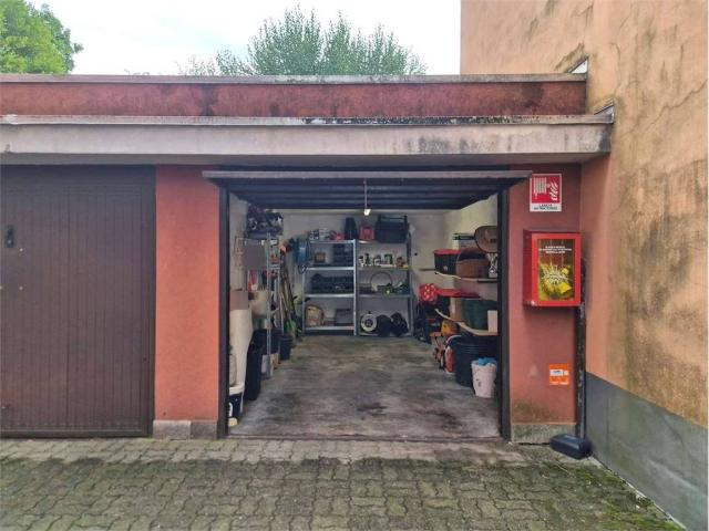Box in vendita a Volta-Prealpi, Saronno