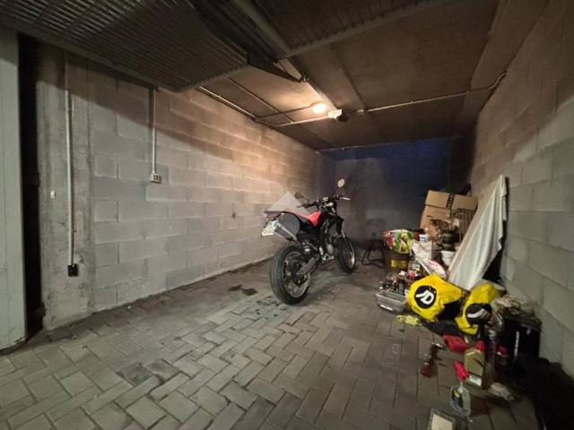 Box in vendita a Sarzana, Liguria