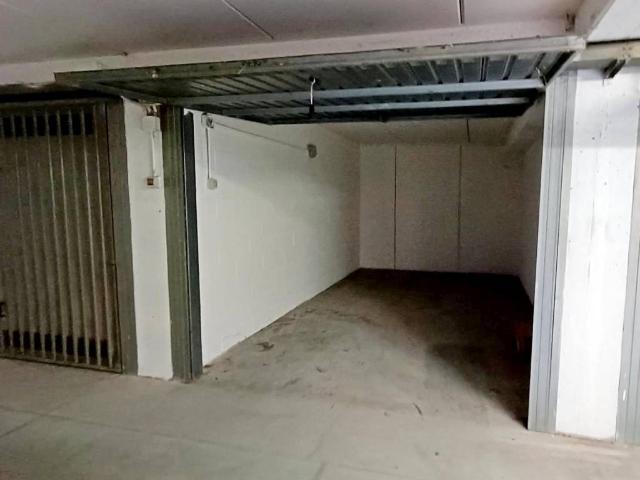 Box in vendita a Unione dei comuni del Distretto Ceramico, Sassuolo