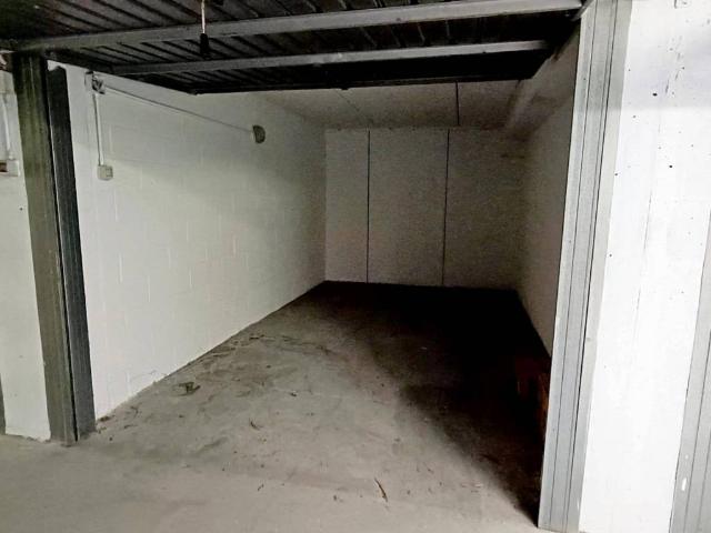 Box in vendita a Unione dei comuni del Distretto Ceramico, Sassuolo
