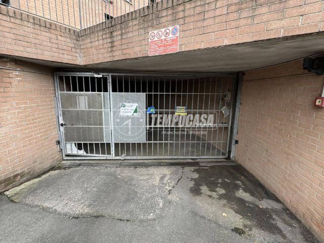 Box in vendita a Unione di comuni Terre di Castelli, Savignano Sul Panaro