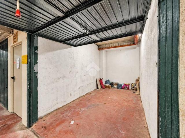 Box in vendita a Oltreletimbro, Albisola Capo