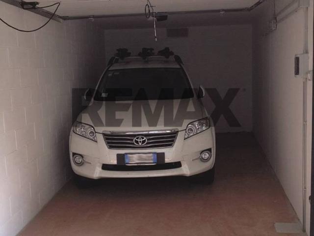 Box in vendita a Oltreletimbro, Albisola Capo