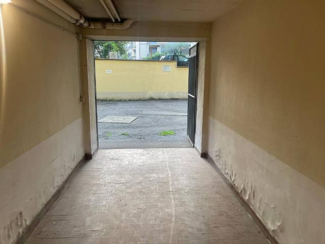 Box in vendita a Le Bagnese, Scandicci