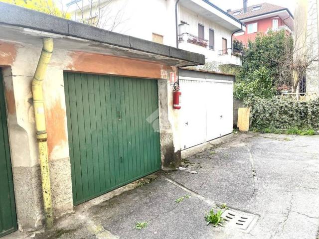 Box in vendita a Redecesio, Segrate