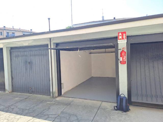 Box in vendita a Milano Oltre, Segrate