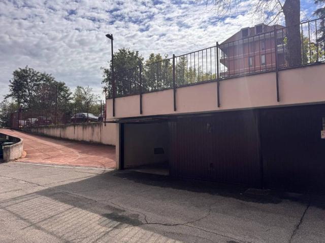 Box in vendita a Rovagnasco, Segrate