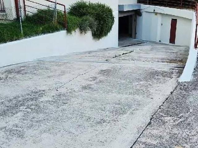 Box in vendita a Borgo Molino, Marche