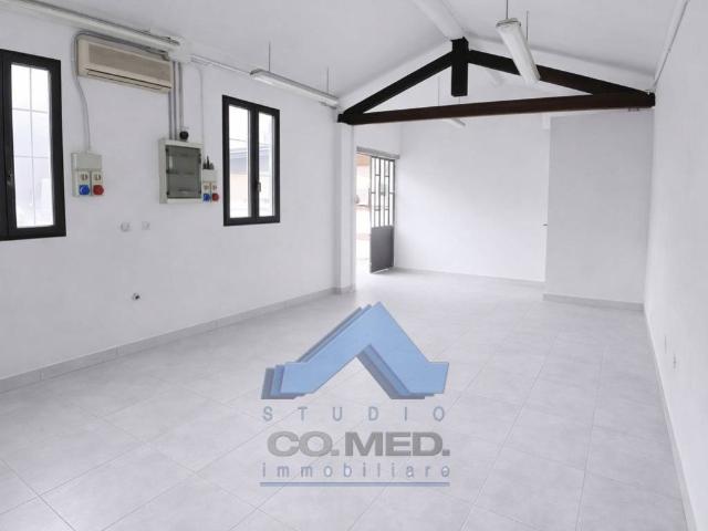 Box in vendita a Paderno, Seriate