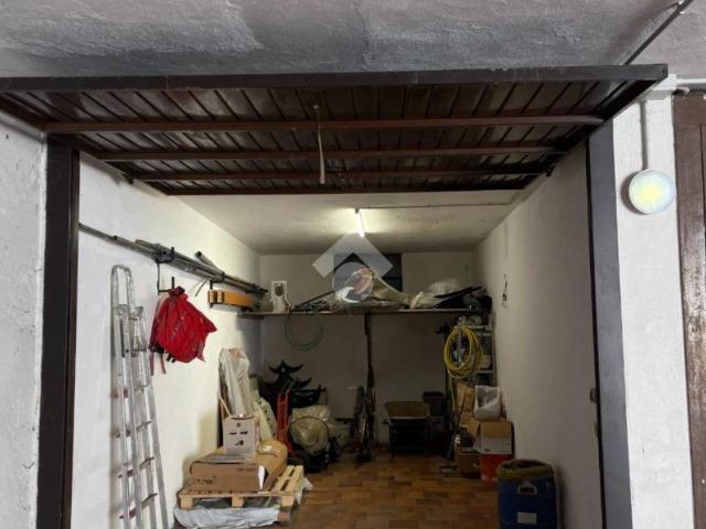 Box in vendita a Paderno, Seriate