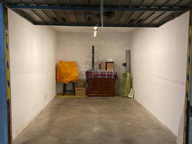 Box in vendita a Seriate, Bergamo