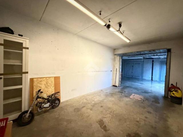 Box in vendita a Paderno, Seriate