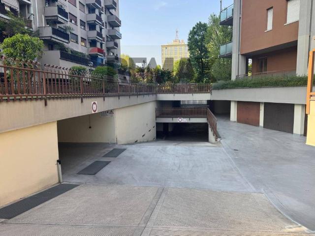 Box in vendita a Zona Omogenea Milano Nord, Sesto San Giovanni