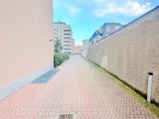 Box in vendita a Zona Omogenea Milano Nord, Sesto San Giovanni
