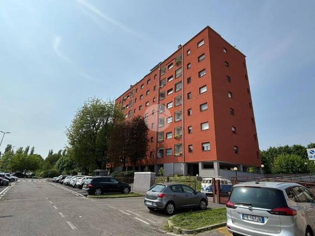 Box in vendita a Cascine Olona, Settimo Milanese