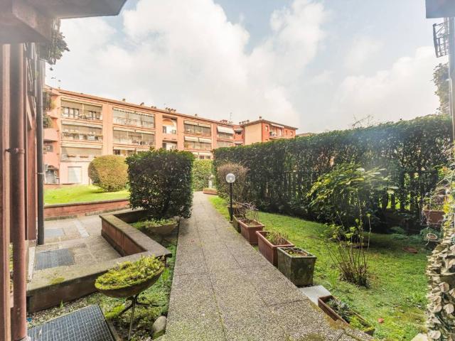 Box in vendita a Cascine Olona, Settimo Milanese