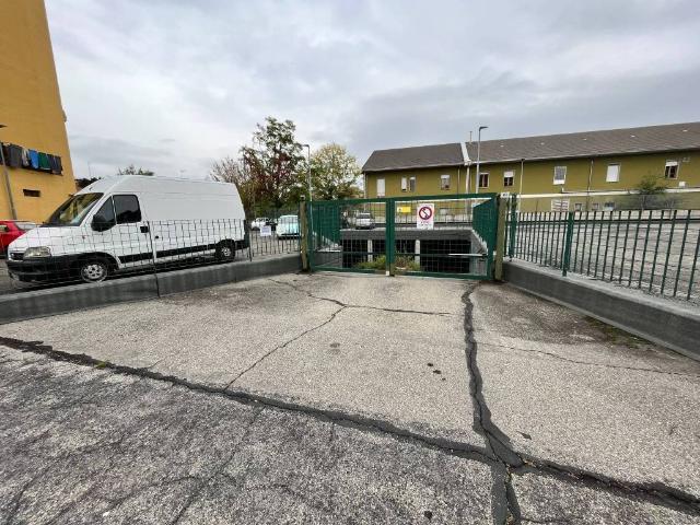 Box in vendita a Settimo Torinese, Torino
