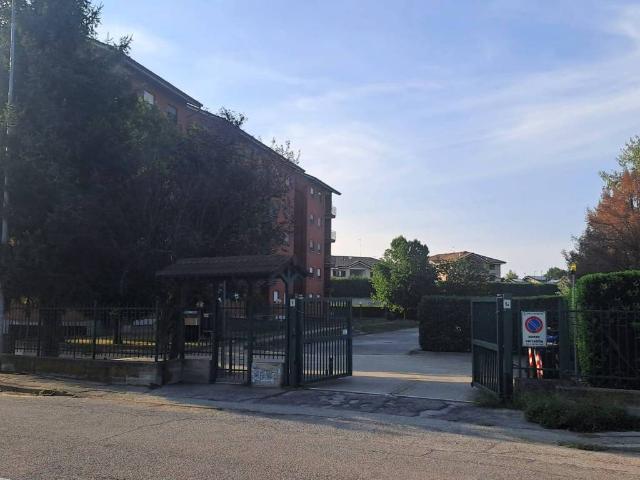 Box in vendita a Settimo Torinese, Torino