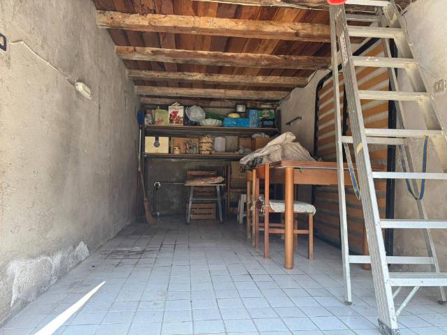 Box in vendita a Seveso, Lombardia
