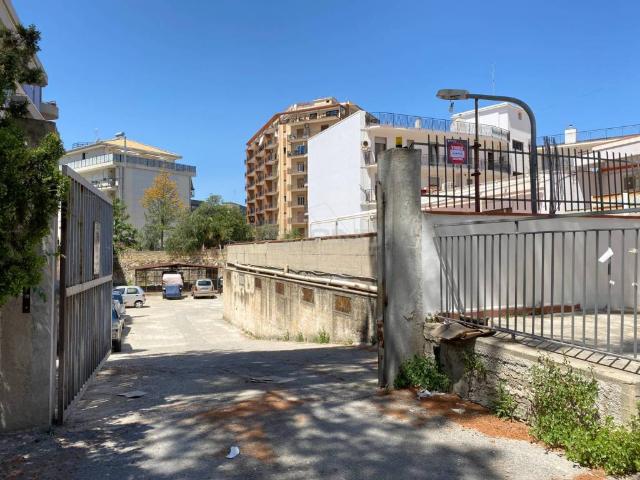 Box in vendita a Acradina, Siracusa