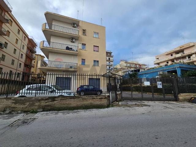 Box in vendita a Grottasanta, Siracusa