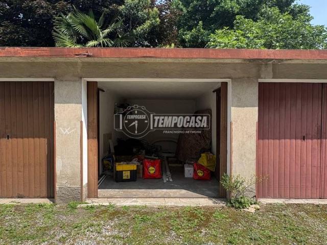 Box in vendita a Mezzana, Somma Lombardo