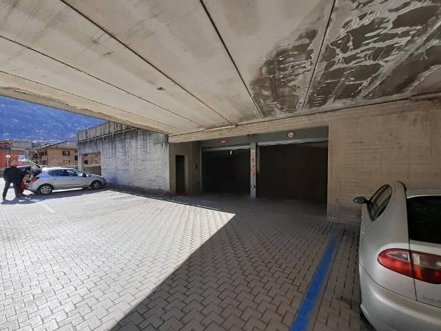 Box in vendita a Campoledro, Sondrio