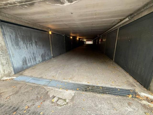 Box in vendita a Campoledro, Sondrio