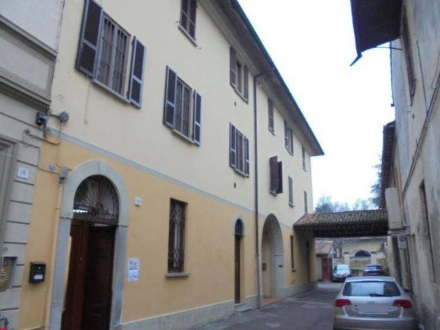 Box in vendita a Soresina, Lombardia