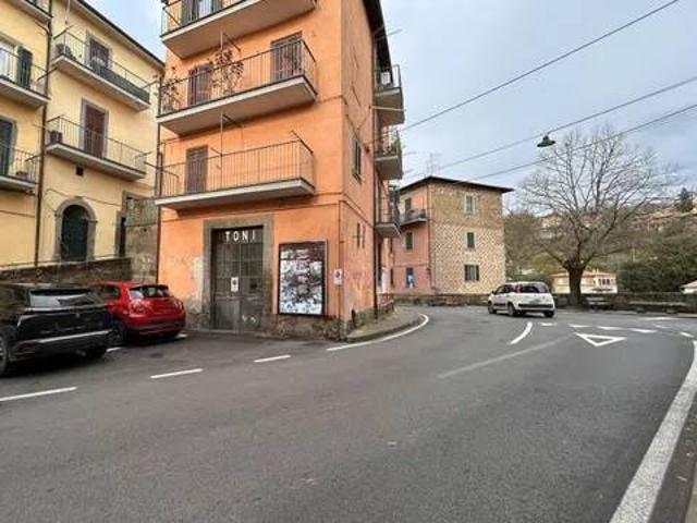 Box in vendita a Soriano Nel Cimino, Lazio