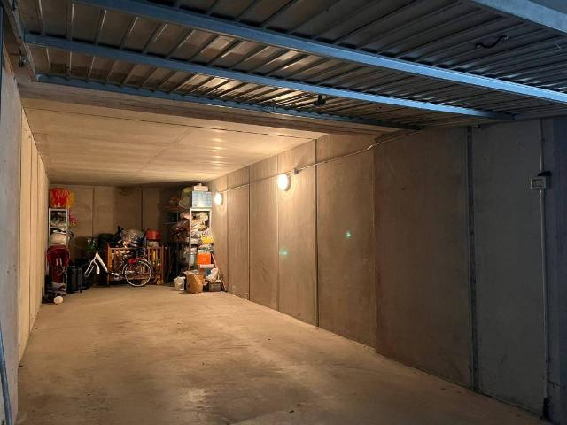 Box in vendita a Spirano, Lombardia