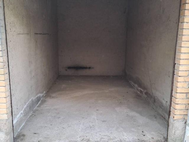 Box in vendita a Spoleto, Umbria