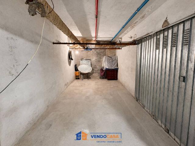 Box in vendita a Spotorno, Liguria